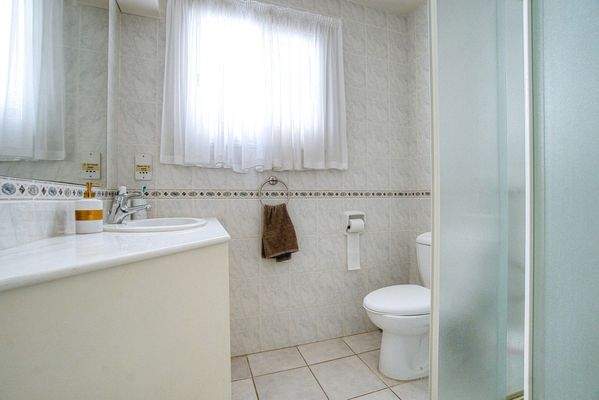 680744-detached-villa-for-sale-in-kato-paphos-univ