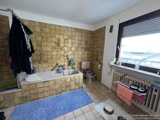Bad große Wohnung 