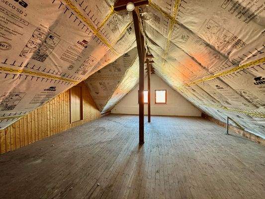 Spitzboden nach Norden