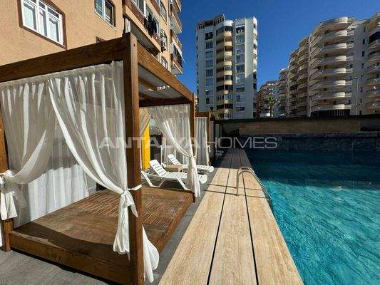 Modern Properties within a Complex Near Beach in Mahmutlar, Alanya