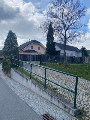 südl. Zufahrt  von  Dorfstraße