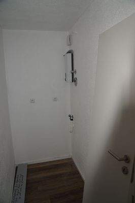 DGR_Abstellkammer mit WaMa & Trockner_Anschluss.JPG