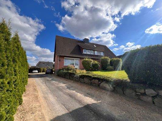 Auffahrt zum Haus.JPEG