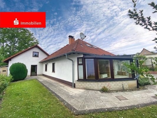 Weg ums Haus