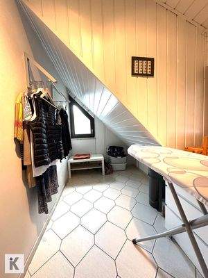 Hauswirtschaftsraum DG