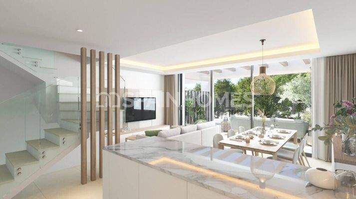 Houses in a Secure Complex Near the Coast in Mijas Málaga