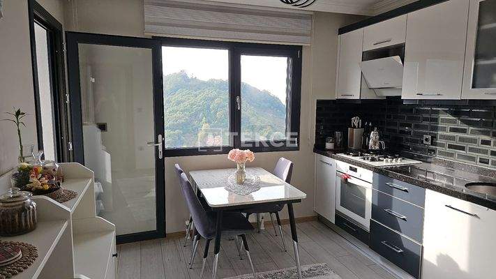 3-Bedroom Apartment in a Sea View Complex in Trabzon
