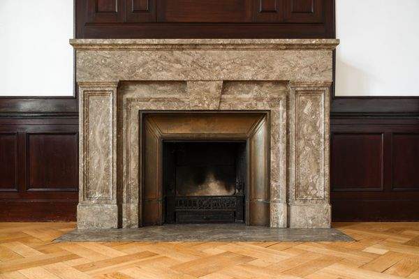 Kamin im Speisesaal