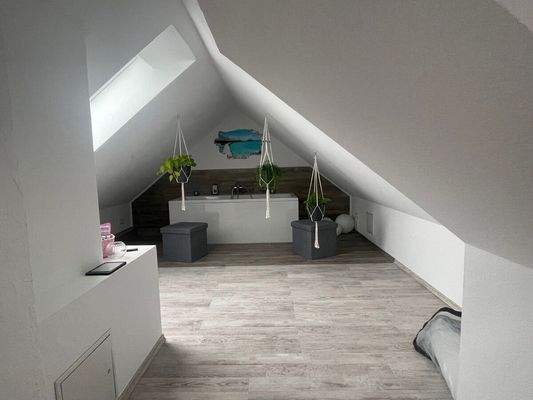 Dachgeschoss mit Badewanne