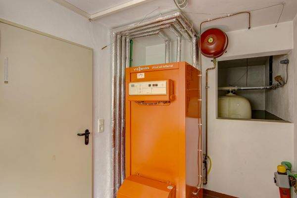 Hz mit Öl Tanks.jpg