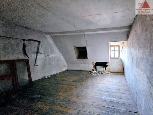 Dachboden Vorderhaus