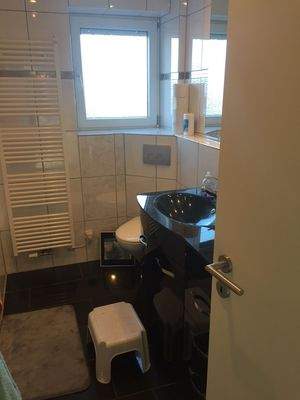 Bad ETG Eingang links