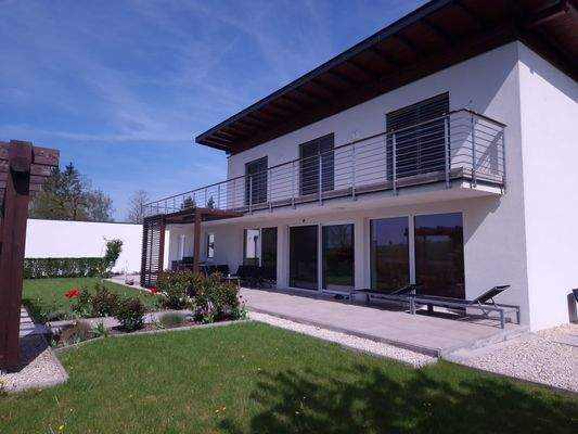 WhatsApp Image 2024-02-01 at 12.03.50 (2).jpeg