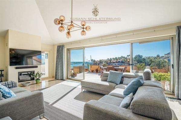 Traumhafter & lichtdurchfluteter Wohnbereich