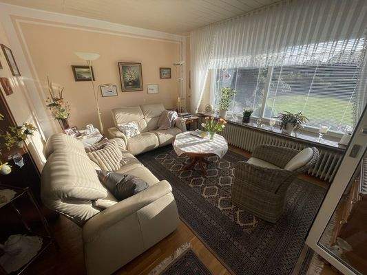 Wohnzimmer EG-Wohnung 