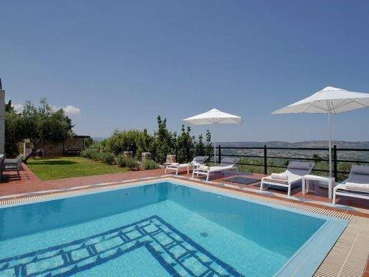 Kreta, Filippos: Villa mit Pool und atemberaubendem Blick zu verkaufen