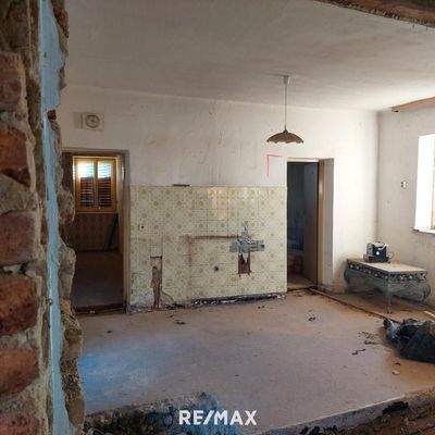 Küche und "Bad in spe"