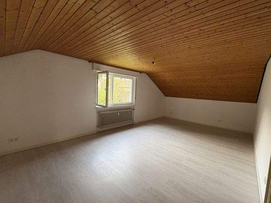 Hinterhaus Dachgeschoss Zimmer 2