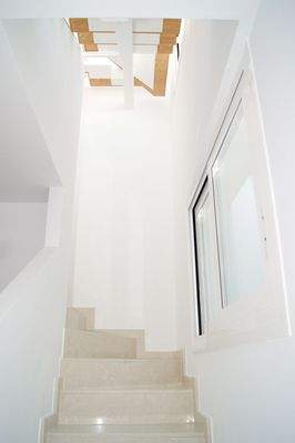 VISION-BAJADA-SOTANO-DESDE-ABAJO