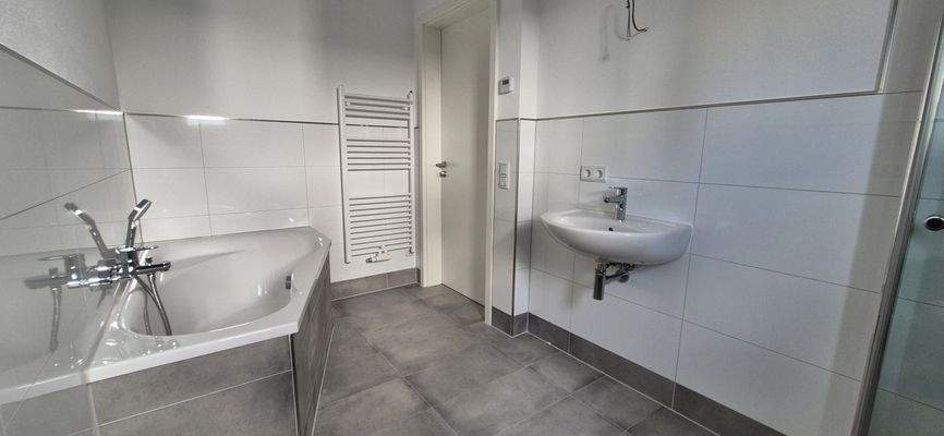 Beispiel: Badausstattung etc. identisch