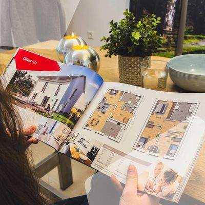 Hauskatalog bestellen: n.smith@hvh-mitte.de