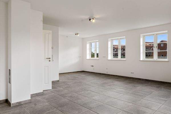 Schott 4 -ohne Küche