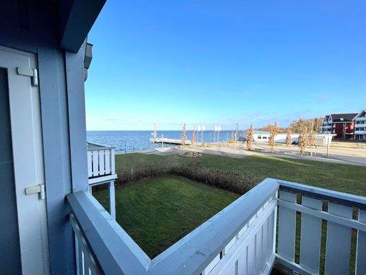 Blick vom Balkon Kapitänsdeck Wohnzimmer