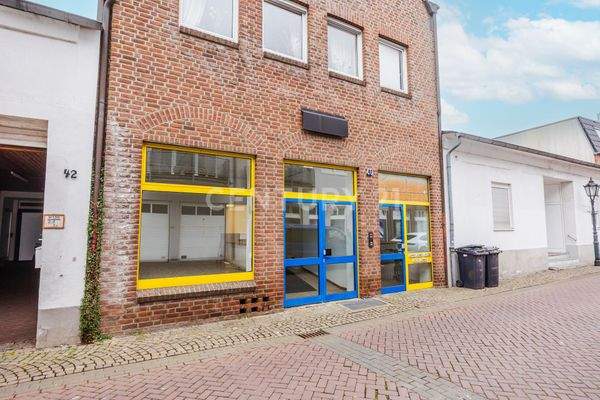 Hintereingang / Warenlieferung