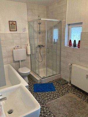 Badezimmer I.OG links