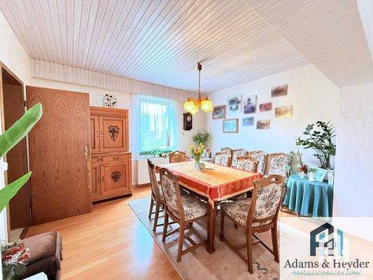 Haus 1: Wohn- & Esszimmer, Bild 2