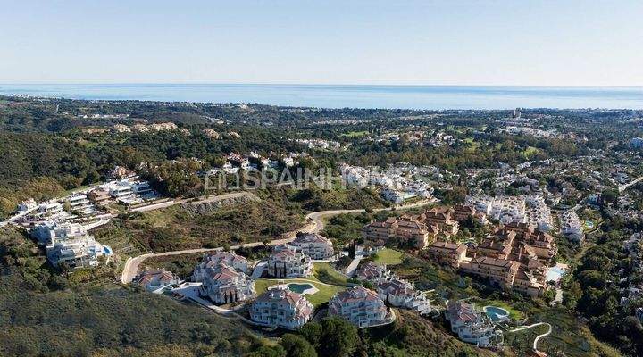 New Build Apartments with Sea Views in Marbella