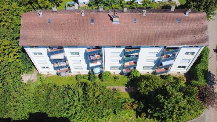 Wohnliches Umfeld mit viel Grün.jpg