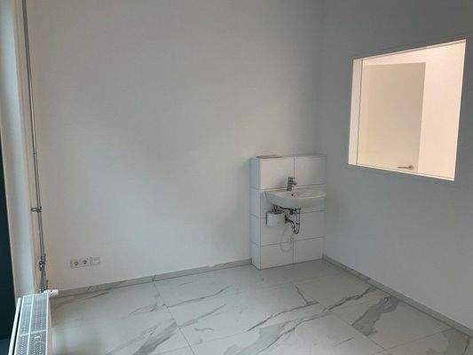 sep. Behandlungsraum.JPG