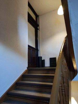 Treppenhaus und Wohnungseingang