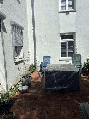 Innenhof mit Terrasse
