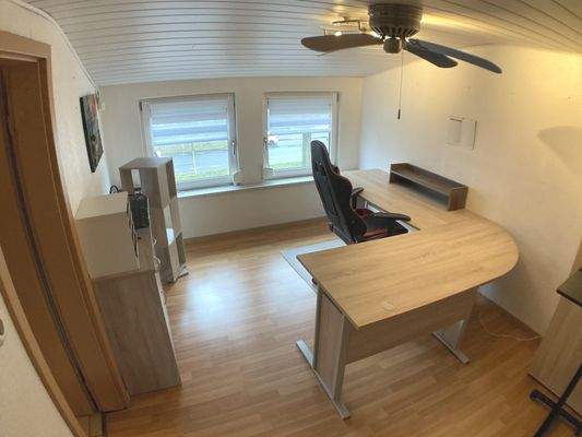 Dachboden: Arbeitszimmer