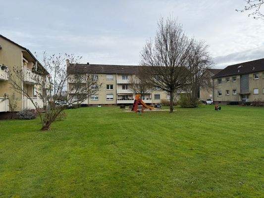 Hof-/Gartenseite Spielplatz