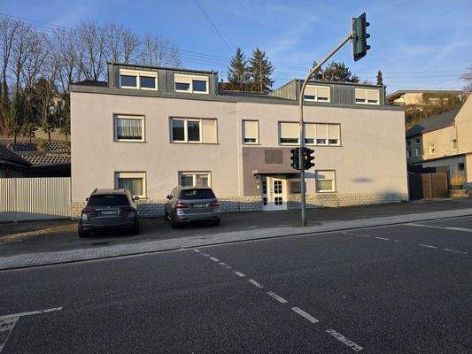 Haus von der Straßenseite