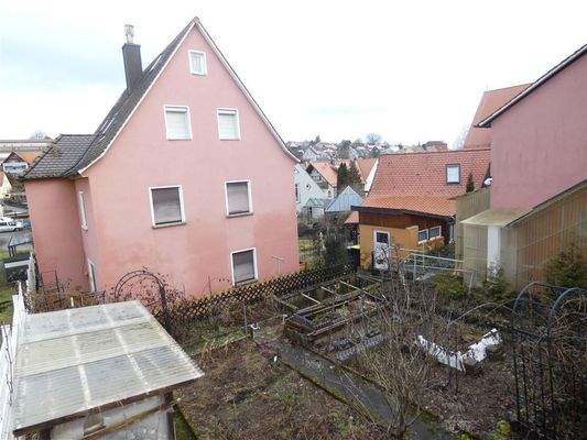 Großer Gartenbereich