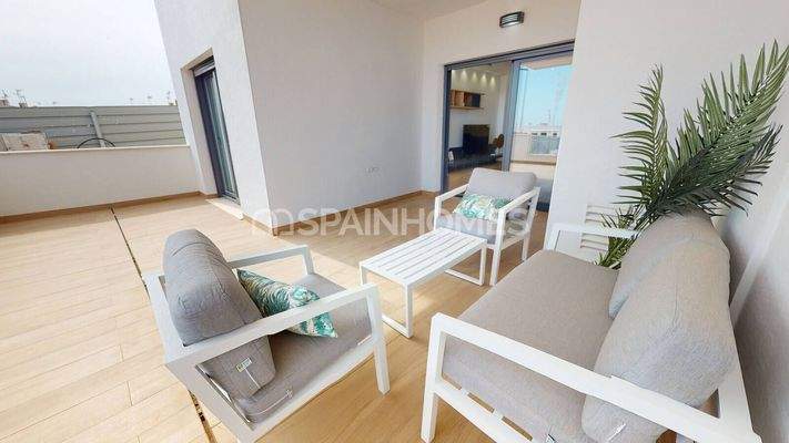 Lake View Apartments in a Complex with Pool in Torrevieja
