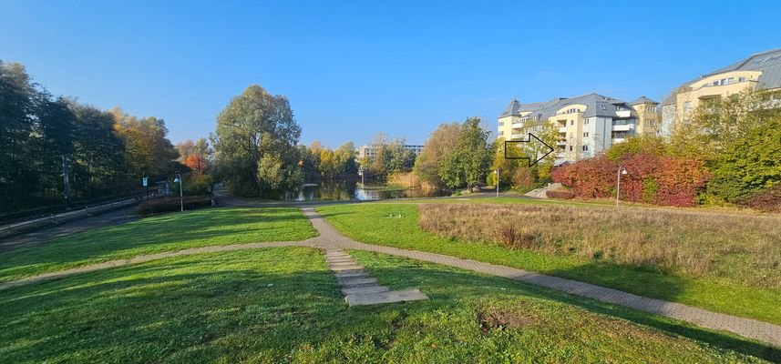 26 Blick zum Balkon