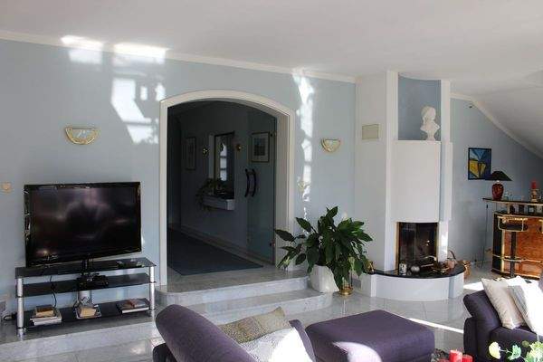 ... exquisit ausgestattet ...