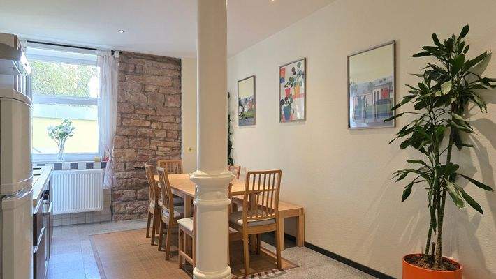 Küche mit Essbereich WG EG