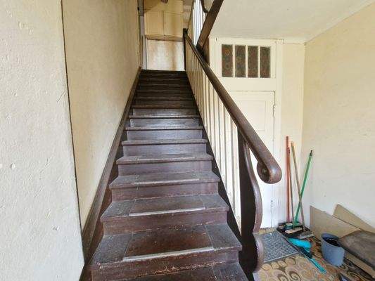  Holztreppe zum 1. OG
