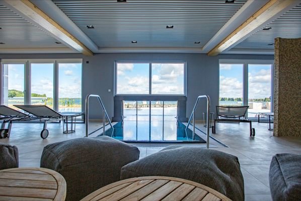 MaMü Pool innen.jpg
