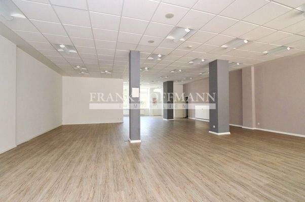 M2185 Ladenfläche 1.3