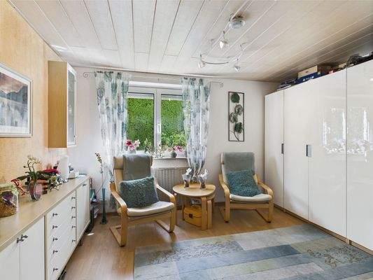 EG Kinder-/ Arbeitszimmer