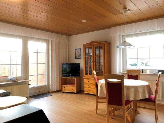 Wohn- und Essbereich