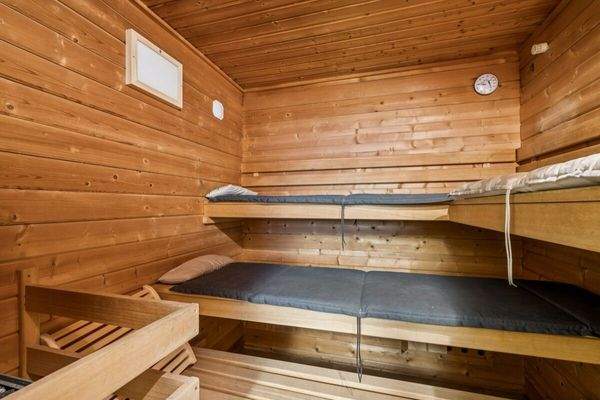 Sauna (KG)