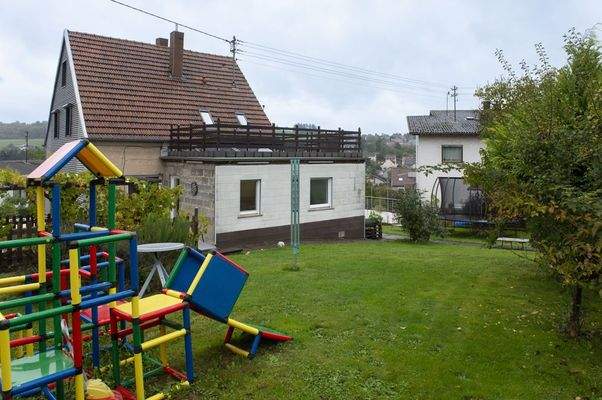 Rückansicht mit Garten